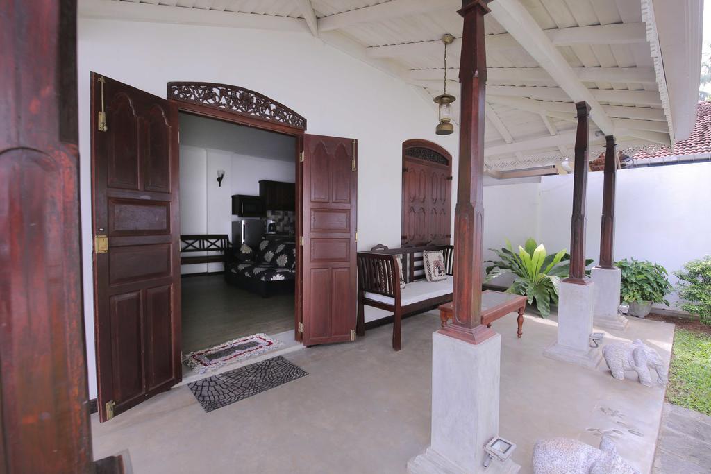 Villa Lotus Hikkaduwa Exterior foto